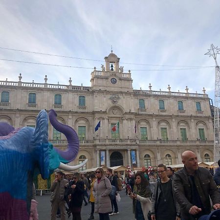 Вілла Sicily Wonderful Piazza Universita' Катанія Екстер'єр фото