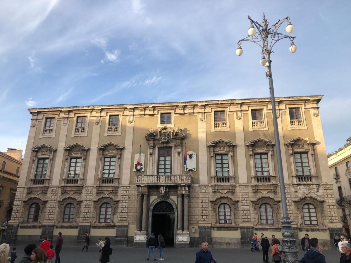 Вілла Sicily Wonderful Piazza Universita' Катанія Екстер'єр фото